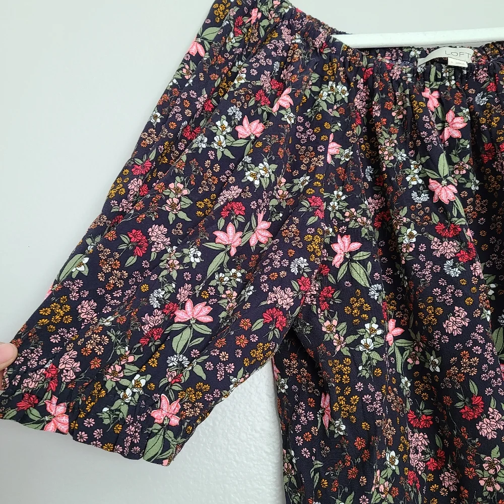Loft Casual Office Spring Summer Floral Scoop Neck Puff Sleeves Flowy Top